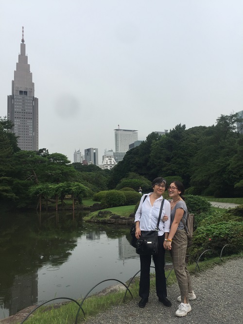 Lisa and her mom at Shinjuku Gyoen park.